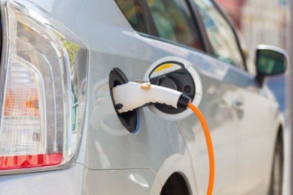 Figura Puebla en el top 10 de ventas de vehículos híbridos y eléctricos