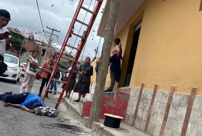 Se electrocuta con cables de alta tensión en Tepeaca