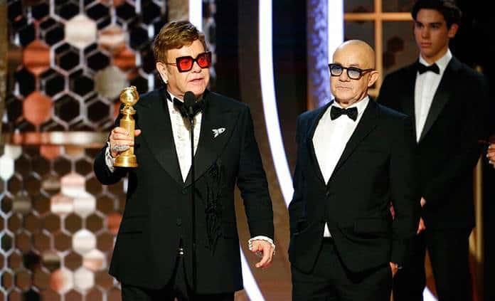 Después de 25 años Elton John gana su segundo Globo de Oro