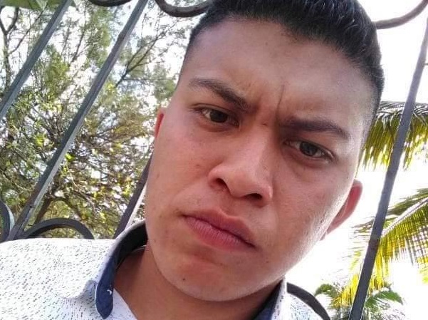 Emilio desaparece en feria de Tlacotepec de Benito Juárez