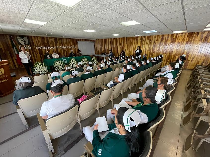 Reconoce IMSS Puebla a personal de Enfermería