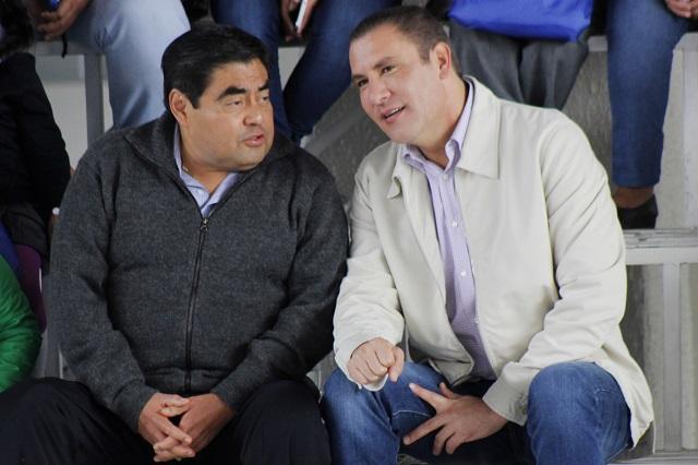 Ahora Moreno Valle y Barbosa se acusan por cobro de moches