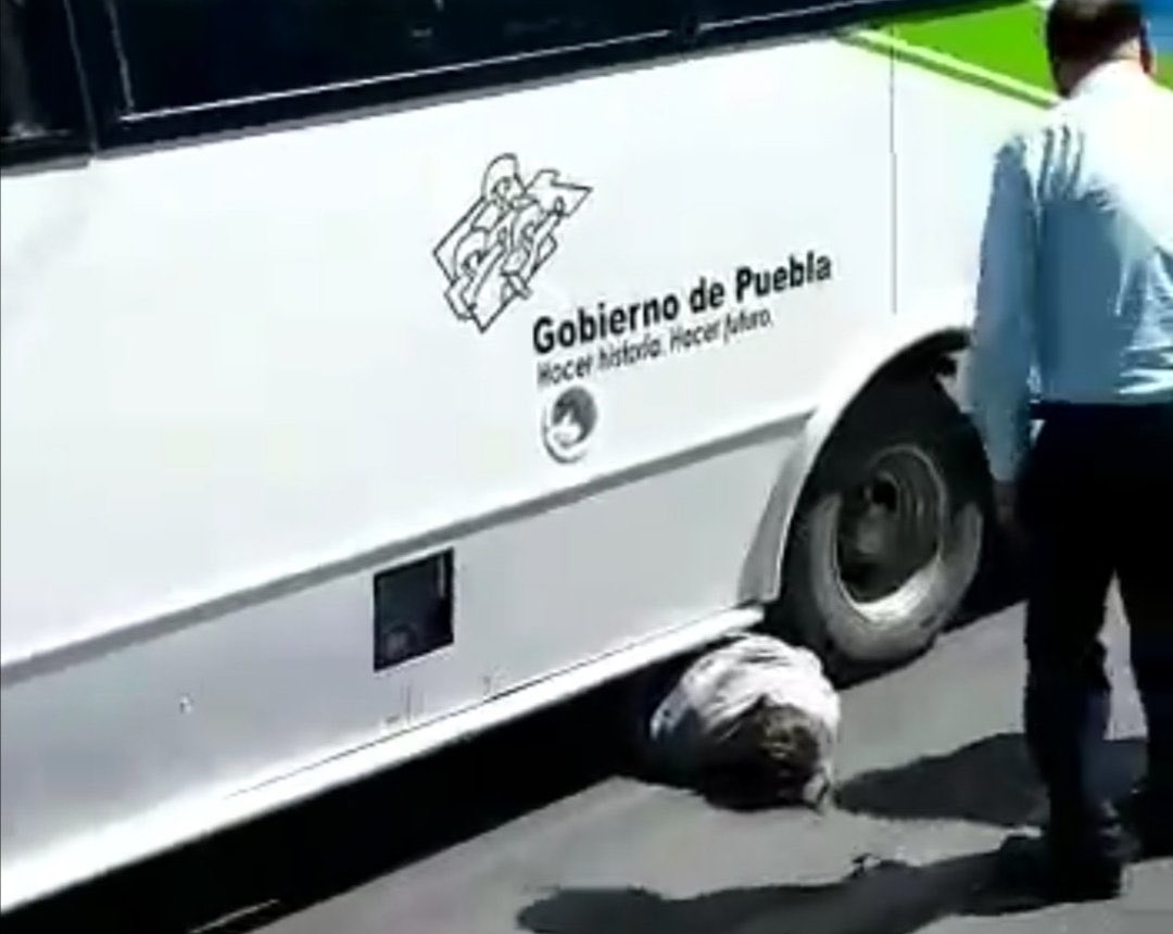 Ruta Bulevar-CU atropella y mata a abuelita en Valsequillo