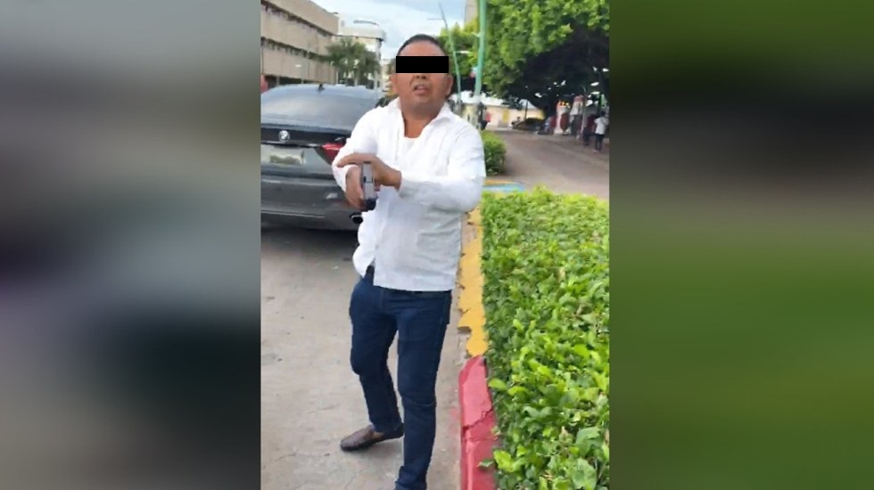 VIDEO Captan a escolta disparándole al ex de la hija del gobernador de Chiapas