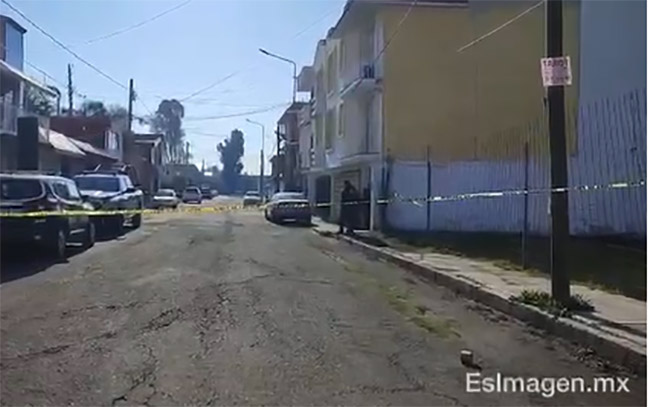 VIDEO Acribillan a ex funcionario de la SSP de Puebla frente a Plaza San Pedro