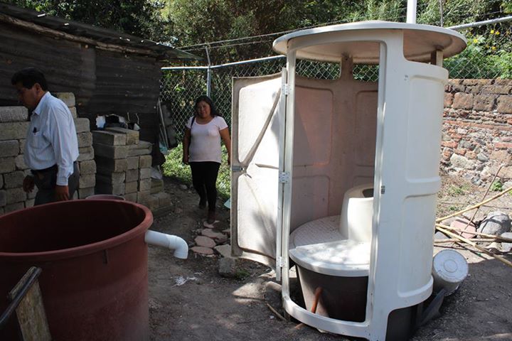 Con extrema pobreza Telesecundaria en Huaquechula