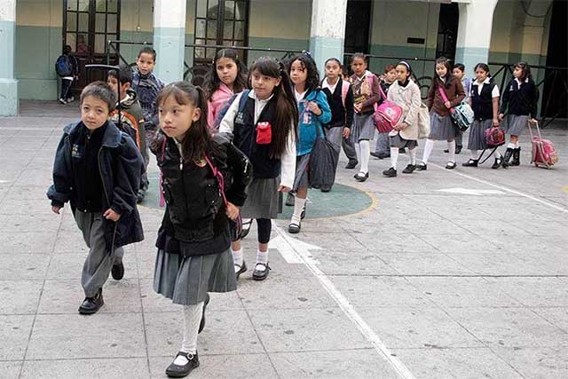 Hacinados el 50 por ciento de estudiantes en Tehuacán