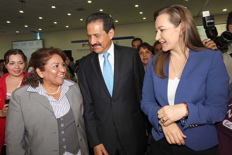 Esparza: una broma que me califiquen como gobernador interino
