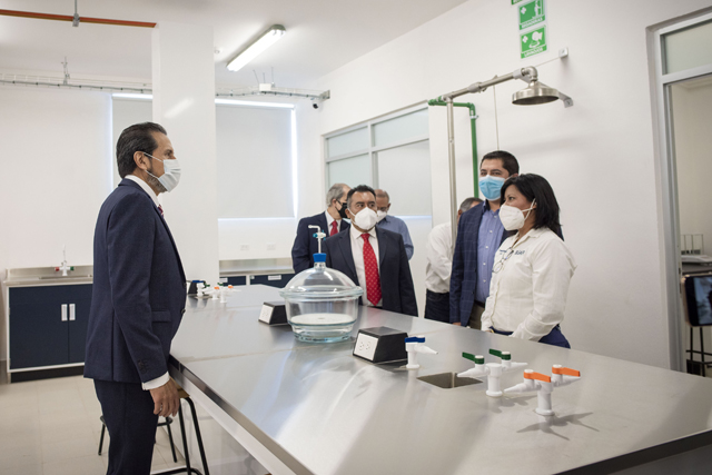 Esparza inaugura nuevo edificio de la BUAP en Los Reyes de Juárez