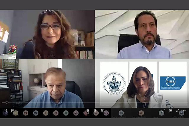 Alfonso Esparza encabeza inicio del Diplomado en Evaluación de Programas Educativos