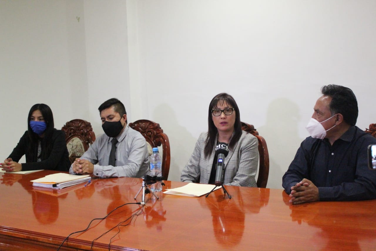 Campesinos de Quecholac salen en defensa de El Toñín
