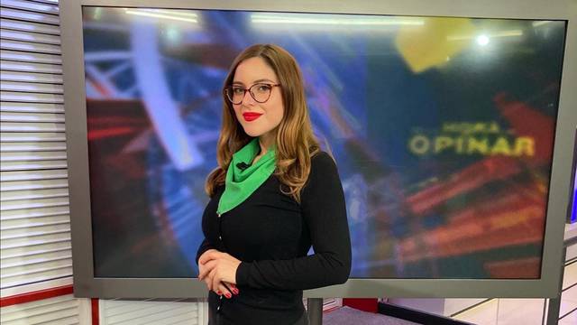 Los tuits incompletos de Estefanía Veloz y Simon Levy