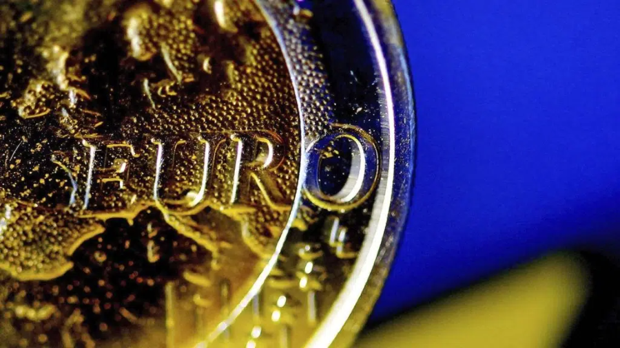 Euro en su peor momento, su mayor caída en 20 años