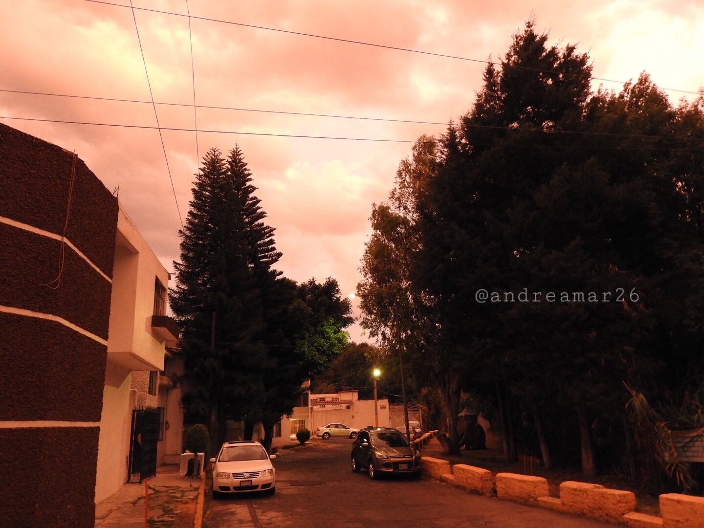 GALERÍA Sorprende atardecer anaranjado en Puebla