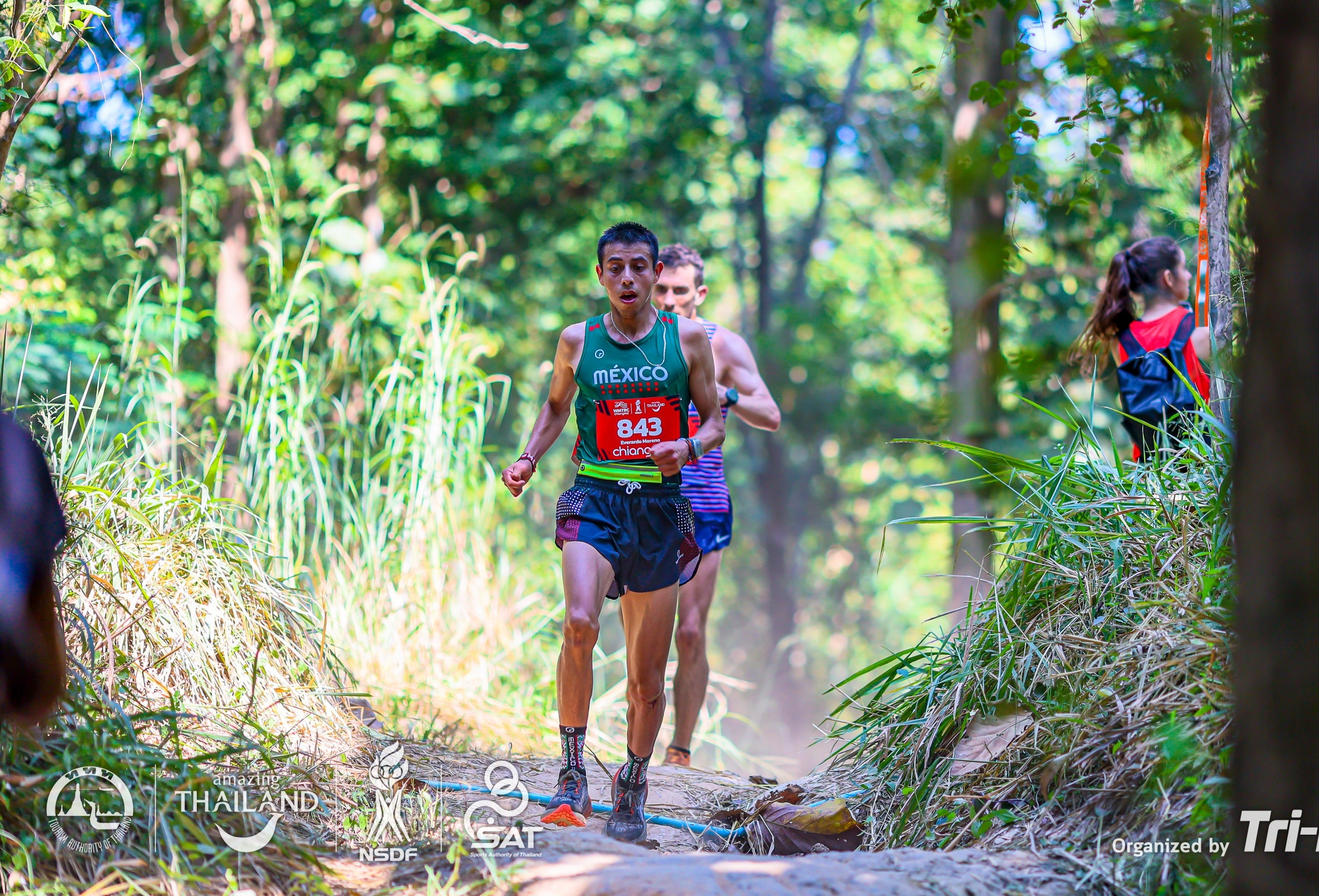 Joven poblano destaca en el Trail Running de Tailandia