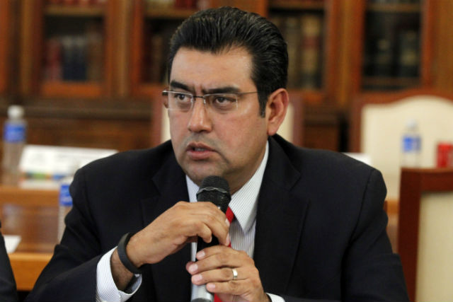 Salomón Céspedes deja el PRI y busca candidatura en otro partido