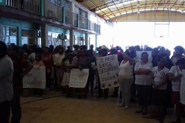 Exigen pobladores de Amixtlán a edil poner alto a la inseguridad