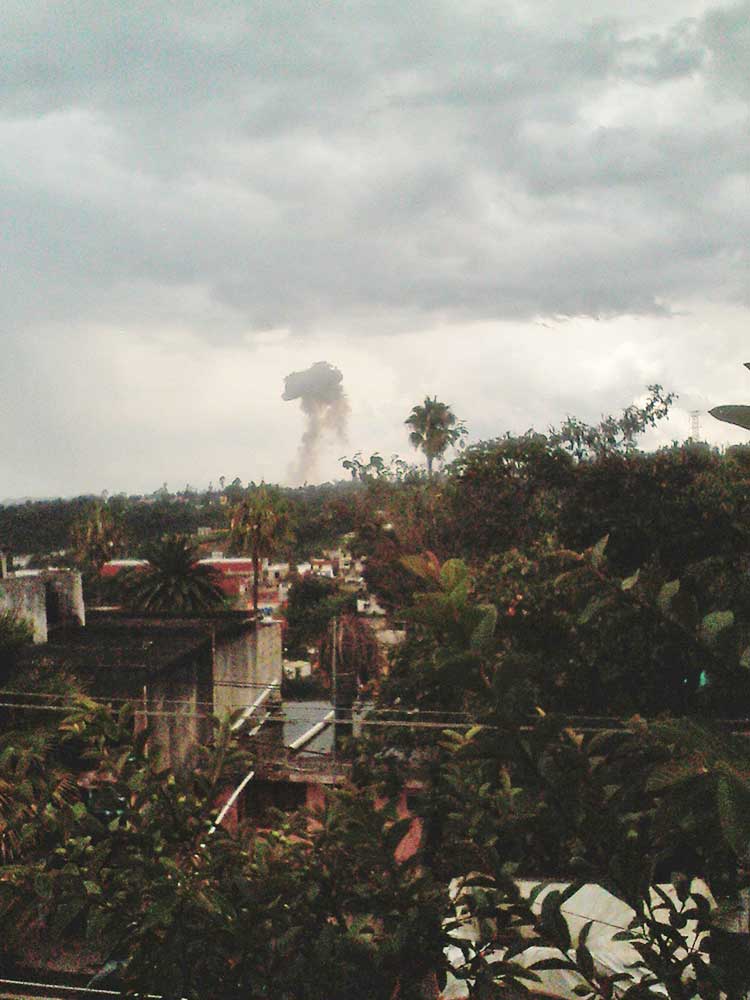 Explota polvorín en Xiutetelco; al menos dos personas muertas