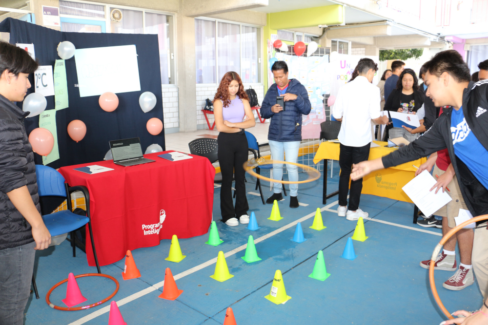 Expo Inteligencias 2023 fomenta creatividad y habilidades en Prepas UMAD