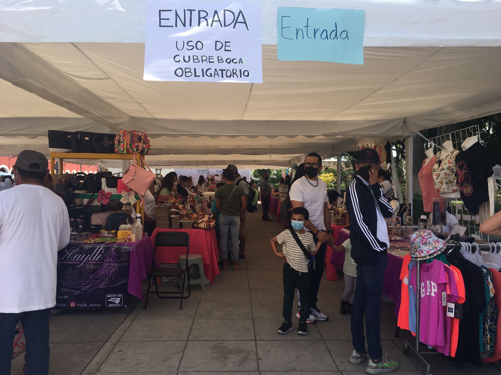 Comerciantes aprovechan la Expo Mujeres en Acción
