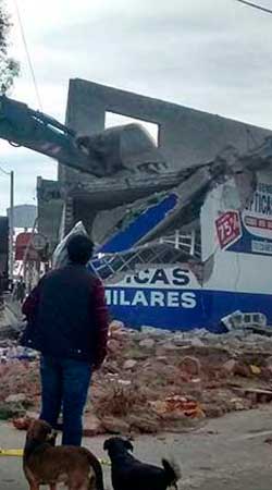 Expropian en  Las Torres y demuelen inmueble en el acto