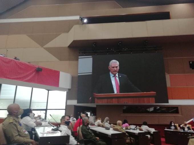 El presidente de Cuba, Miguel Díaz-Canel, llega al PPC