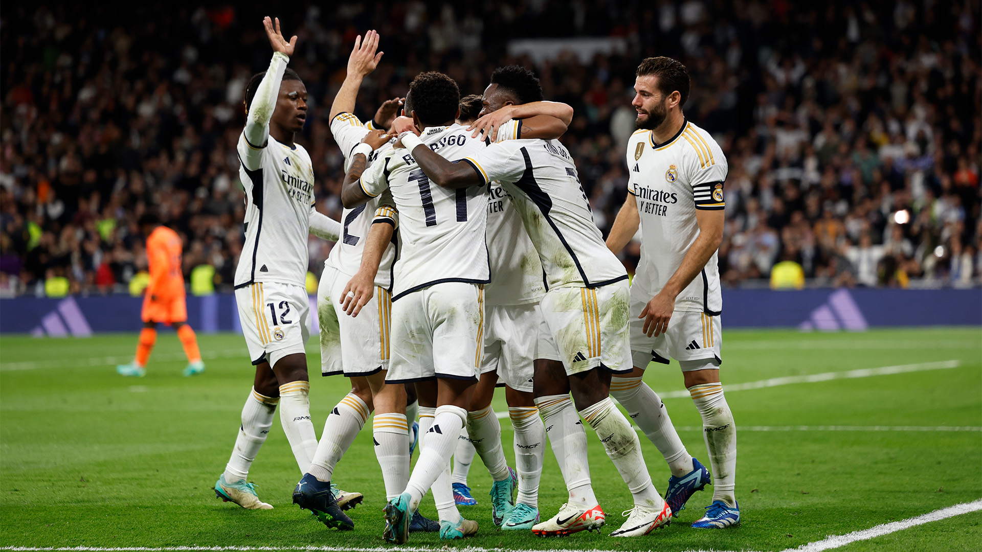 VIDEO Exhibición del Real Madrid y manita al Valencia