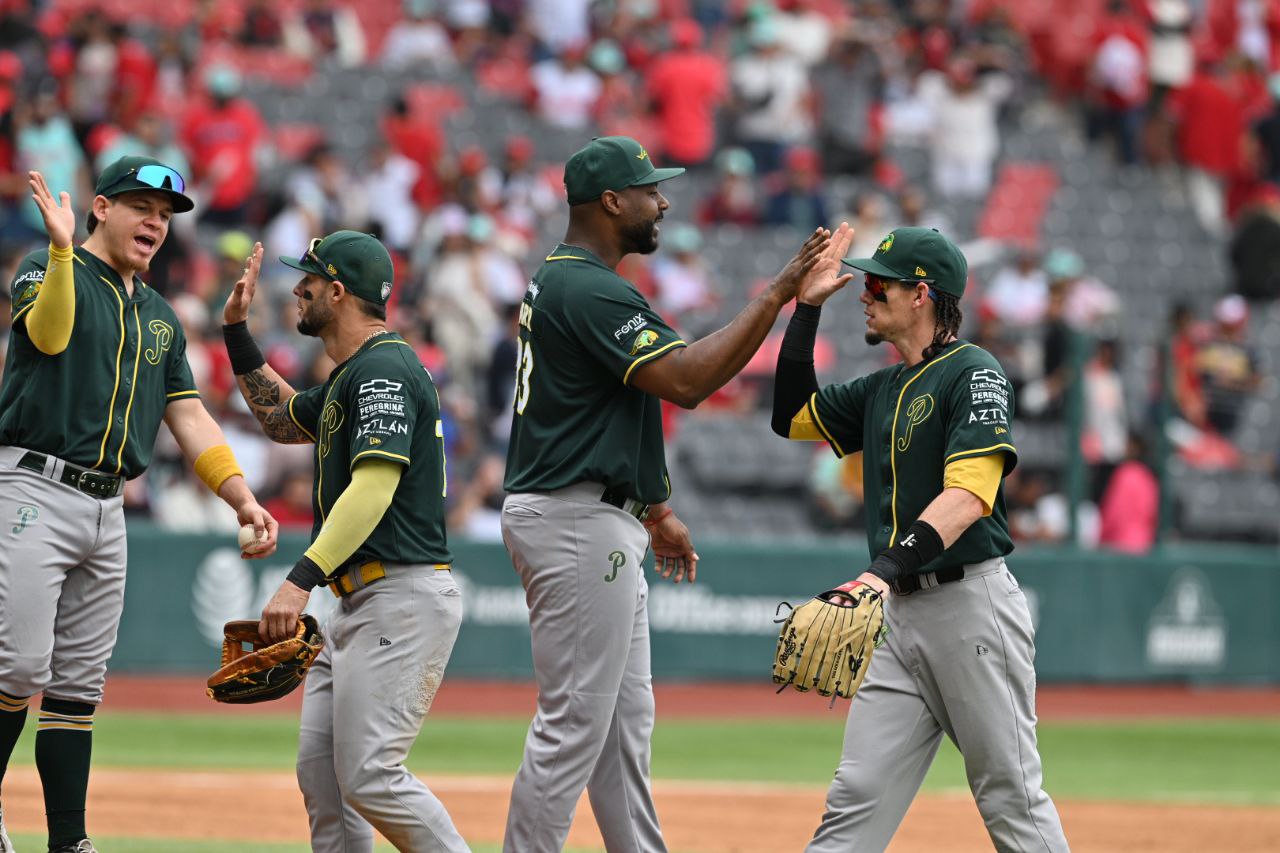 Pericos empareja la serie ante los Diablos Rojos