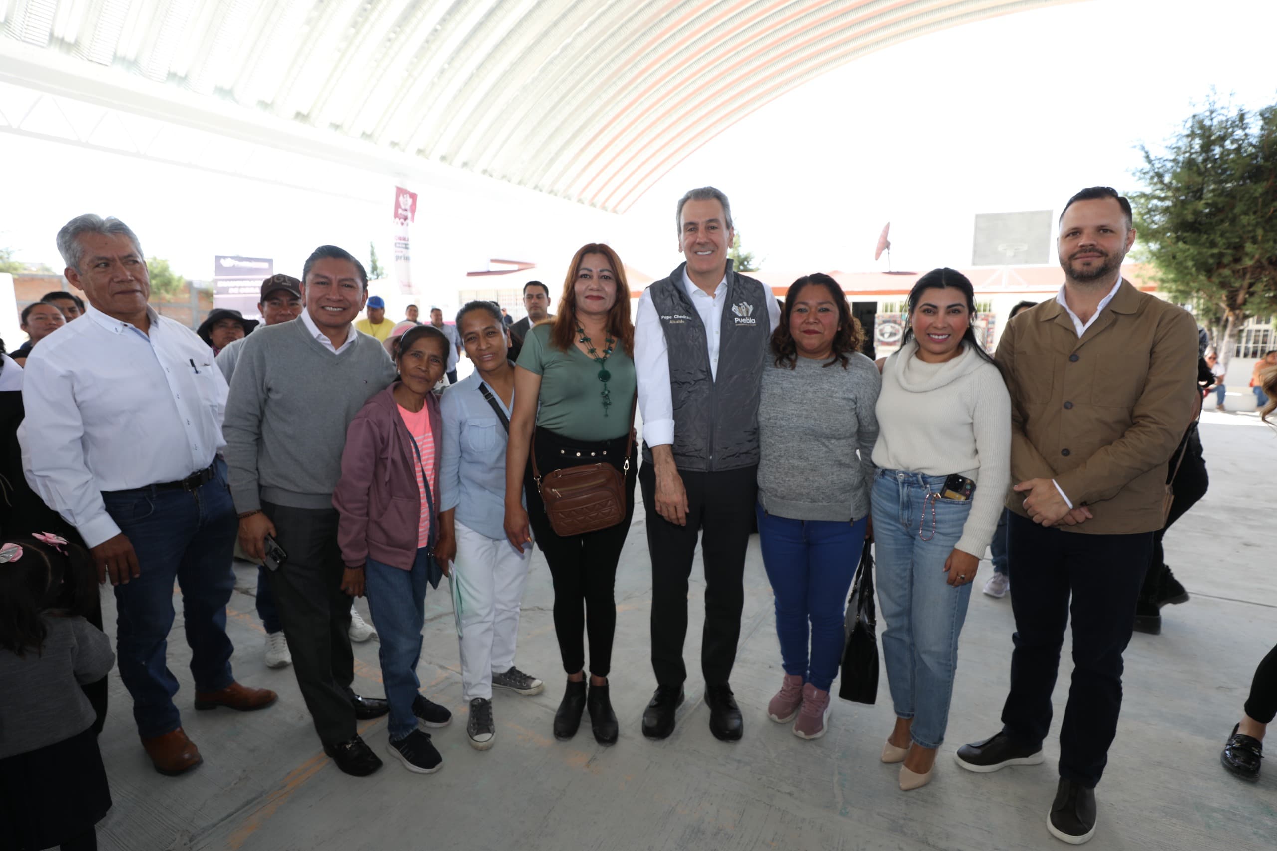 Entrega Chedraui infraestructura educativa en San Francisco Totimehuacan