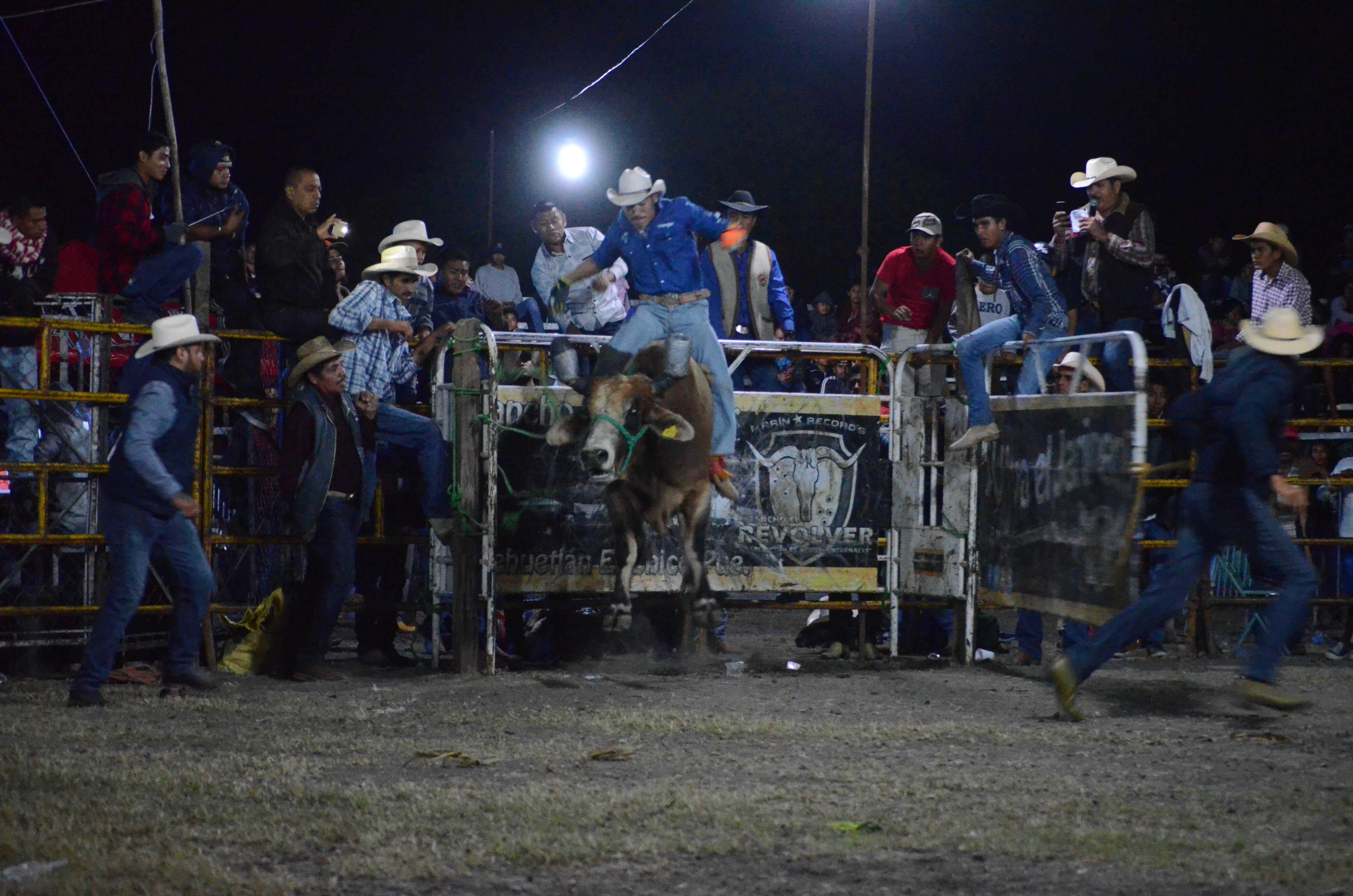 Con éxito cierra feria antorchista en Izúcar de Matamoros