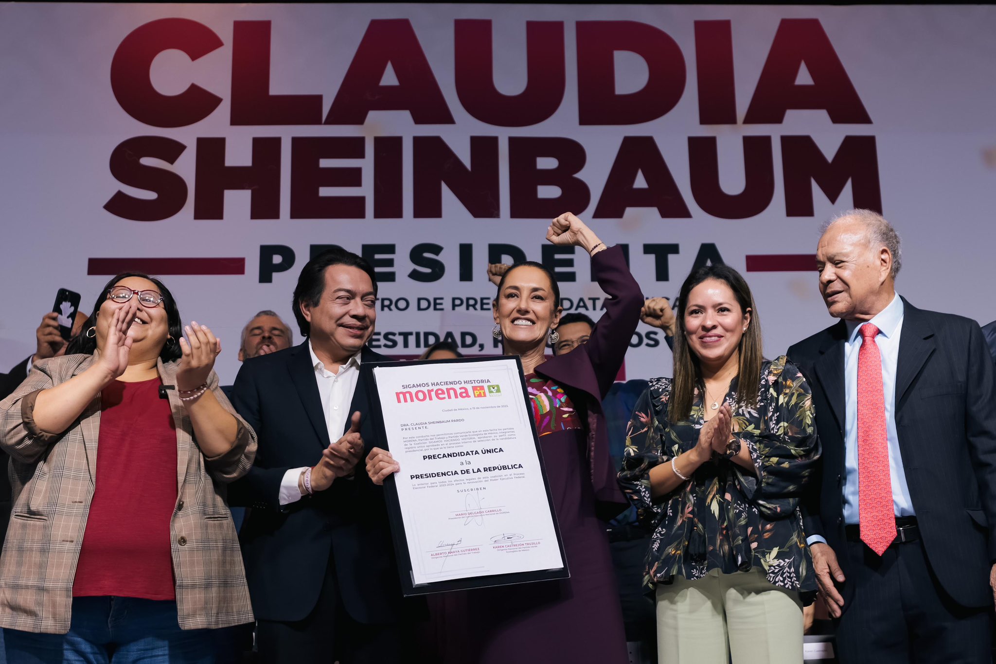 Sheinbaum se registró como única precandidata de la 4T a la Presidencia de México