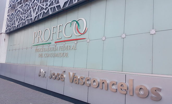 En estas vacaciones, Profeco recuerda sus canales de contacto para interponer quejas