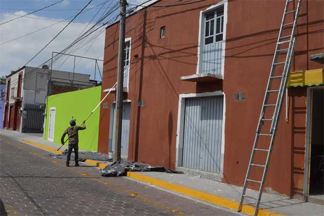 Ayuntamiento pinta fachas del centro de San Pedro Cholula | Municipios  Puebla | Noticias del estado de Puebla