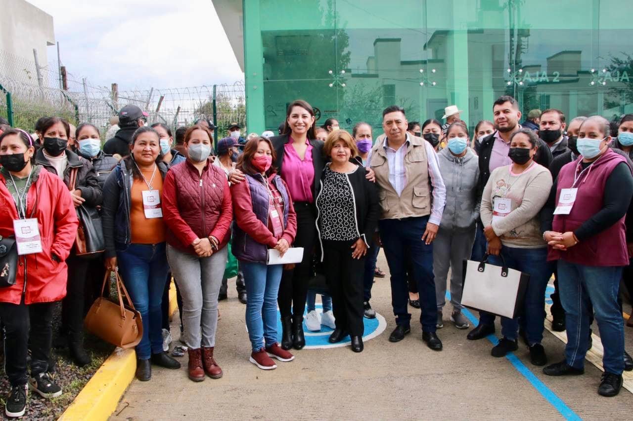 Colegios de Huejotzingo reciben apoyo del Programa Federal La Escuela Es Nuestra