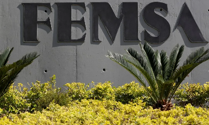 FEMSA cambiará de director general en enero de 2022
