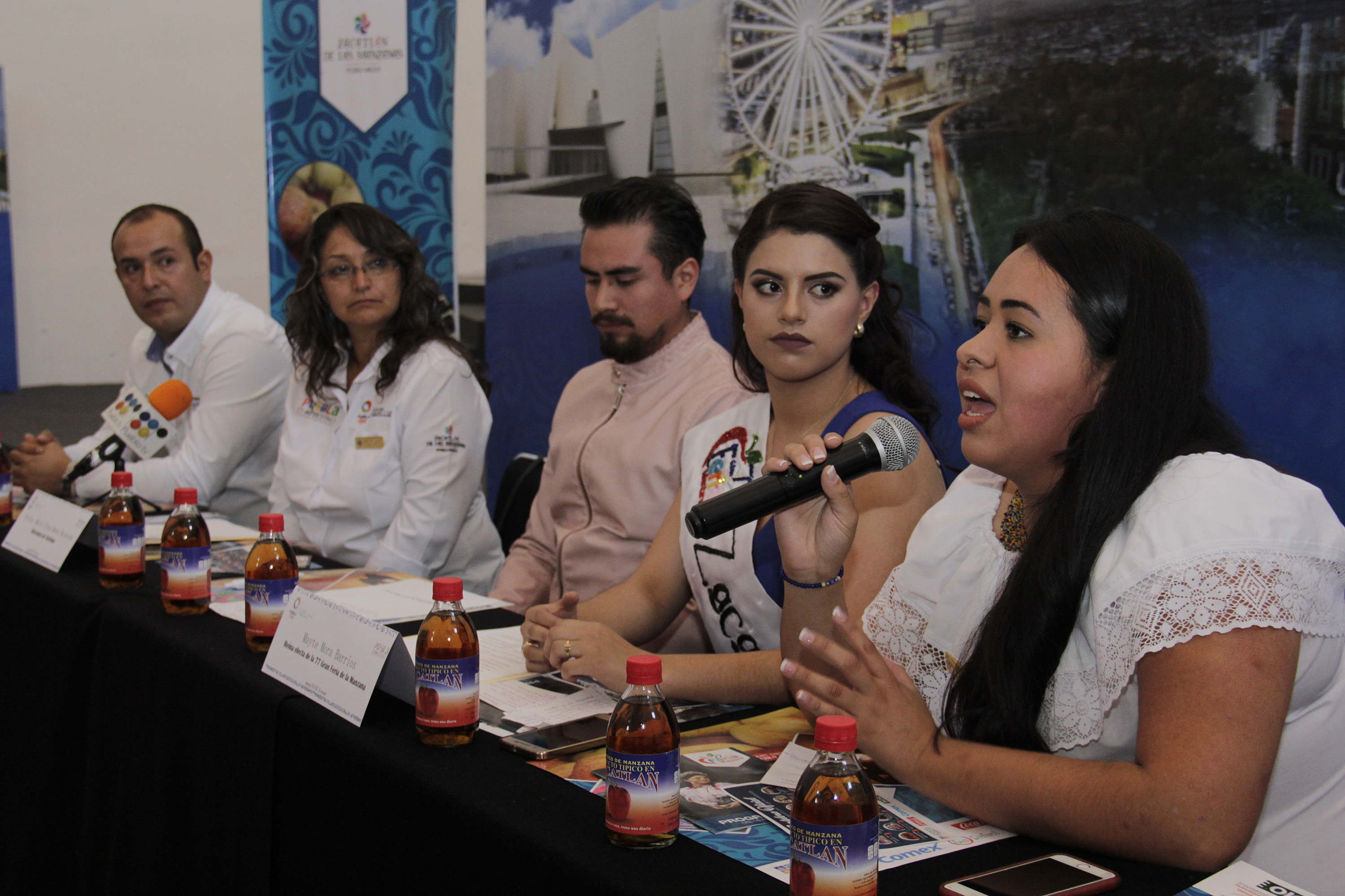 ¡Histórico! Zacatlán tendrá palenque en Feria de la Manzana 2017