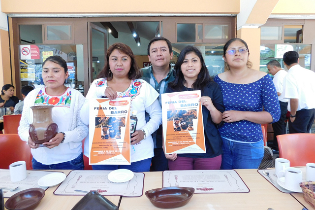 Asiste a la Feria del Barro en Los Reyes Metzontla
