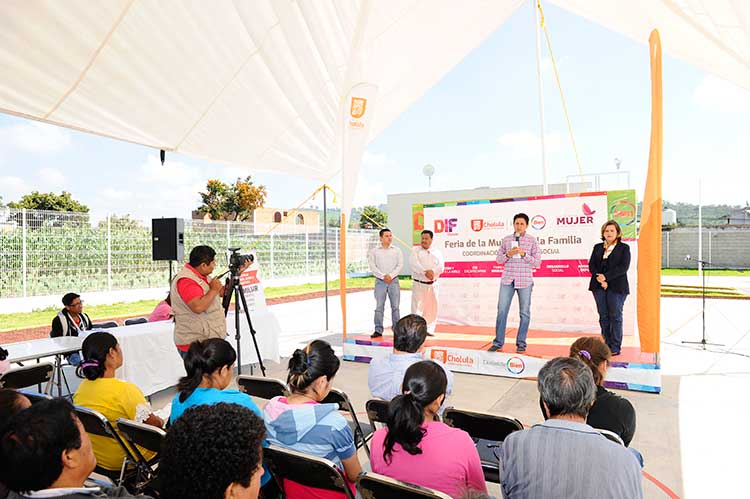 Realiza San Pedro Cholula Feria de la Mujer y la Familia