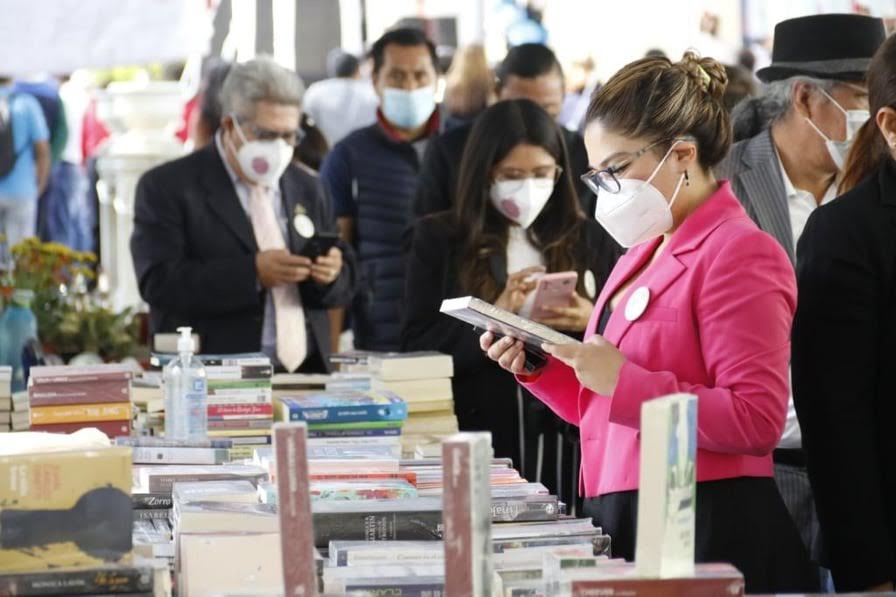 Más de 12% bajan los lectores mexicanos en 7 años: Inegi