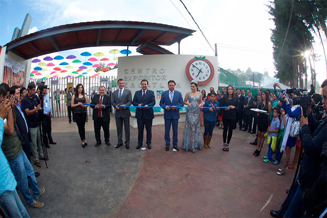 Inauguran la 75 Gran Feria de la Manzana en Zacatlán