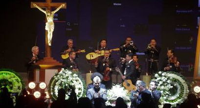 Rodeado de sus seres queridos, Vicente Fernández recibió el último adiós