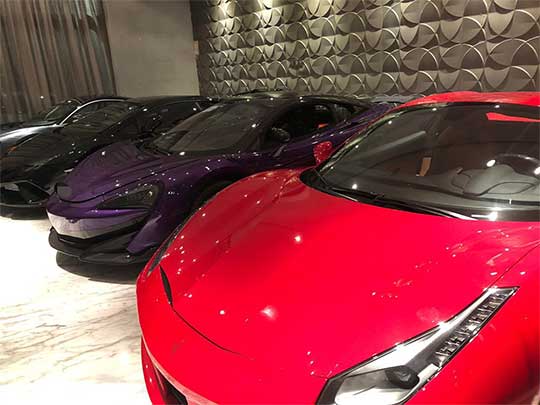 Decomisan a hackers en Guanajuato Lamborghinis y Ferraris