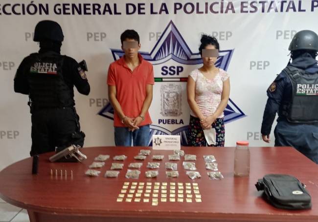 Caen narcomenudistas con armas y un frasco con un feto humano en Puebla