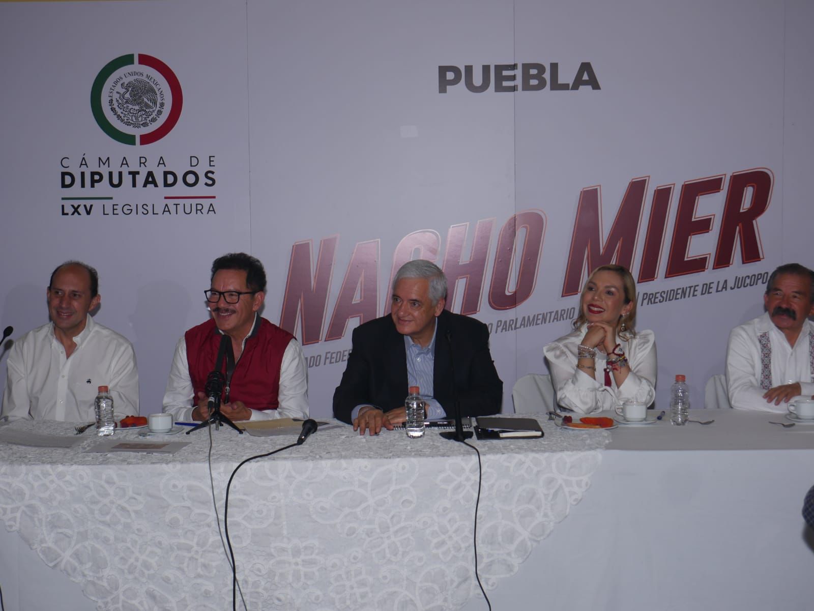 Encabezaremos un movimiento abierto que recupere la grandeza de Puebla: Mier