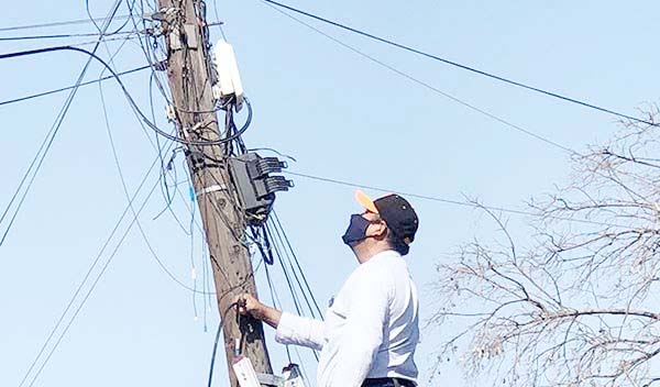 Ladrones de cable dejan sin teléfono e internet a Tochtepec y Atoyatempan