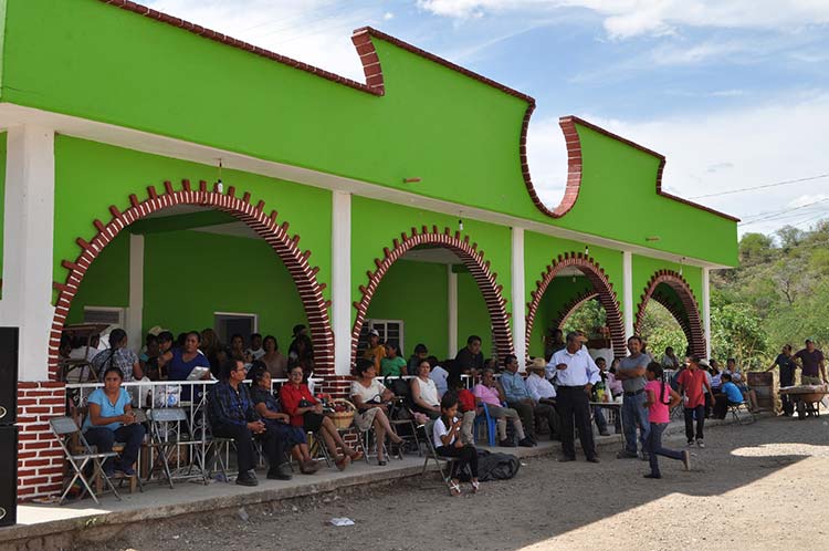 Financian migrantes fiesta patronal de San Isidro en Chietla