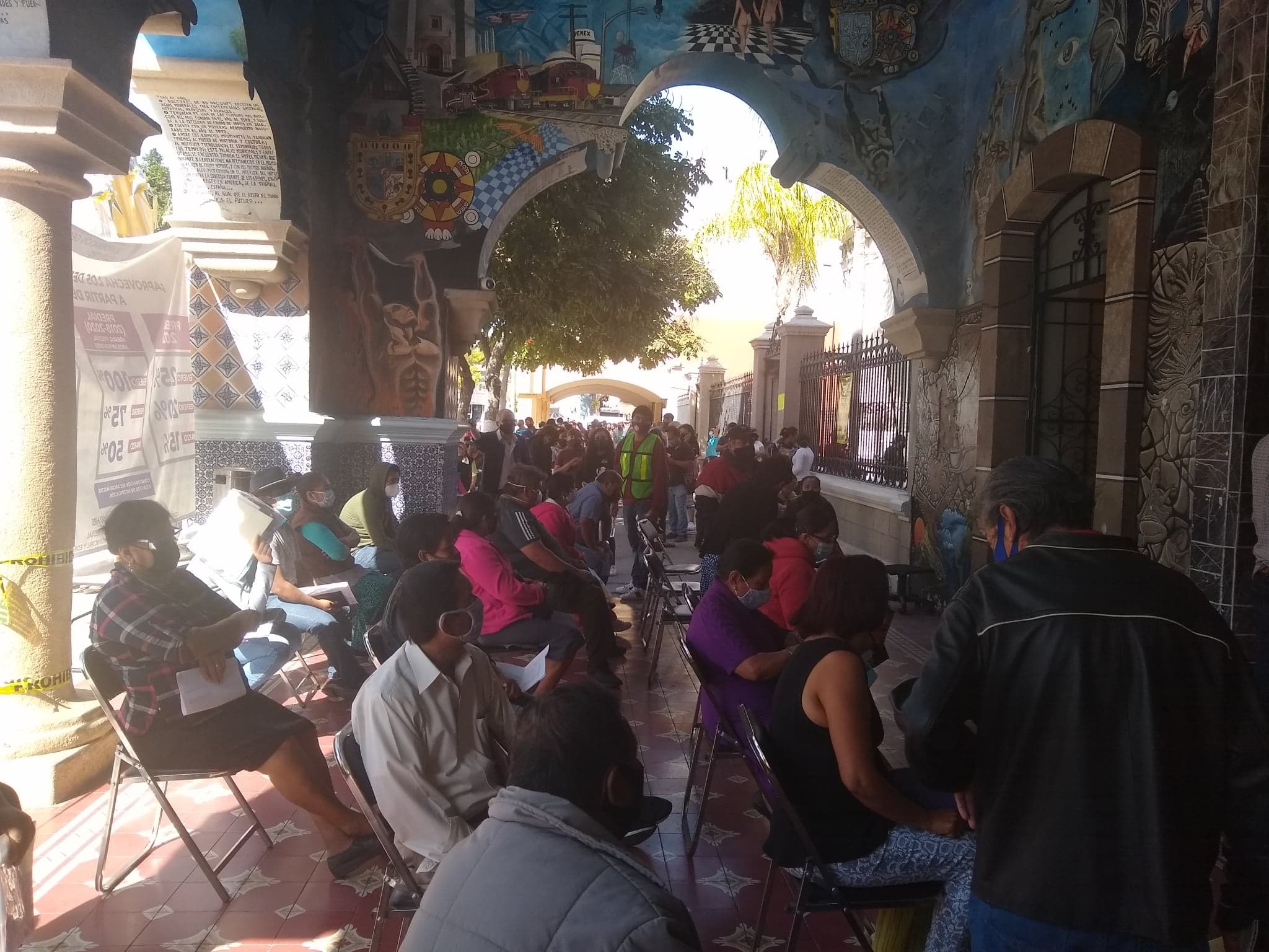 Pago de impuestos municipales genera largas filas en Tehuacán