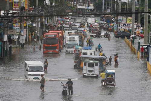 Ya son más de 130 los muertos por inundaciones en Filipinas