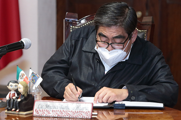 Firma Barbosa acuerdo con la ONU en materia ambiental
