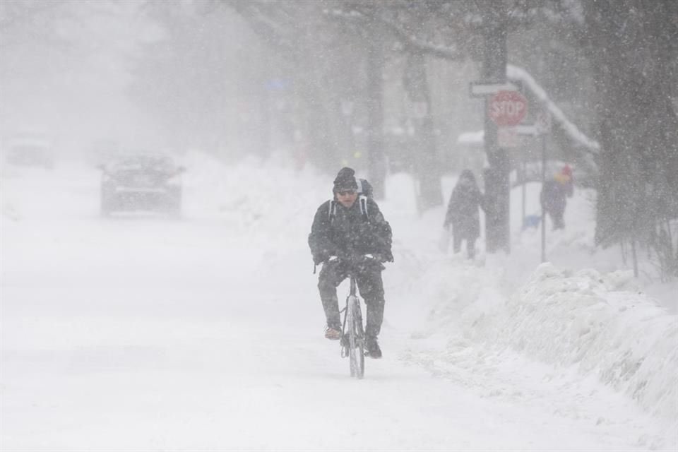 Ya han muerto 50 personas en Estados Unidos por tormenta invernal